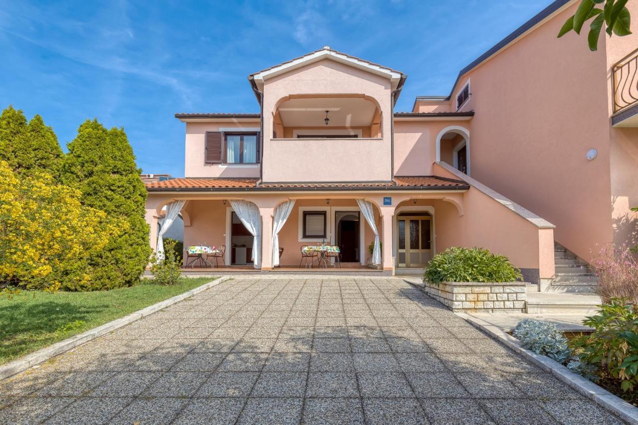 Apartment Complex Silva Rovinj Exterior photo