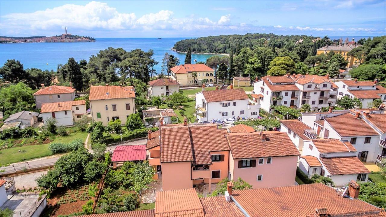 Apartment Complex Silva Rovinj Exterior photo